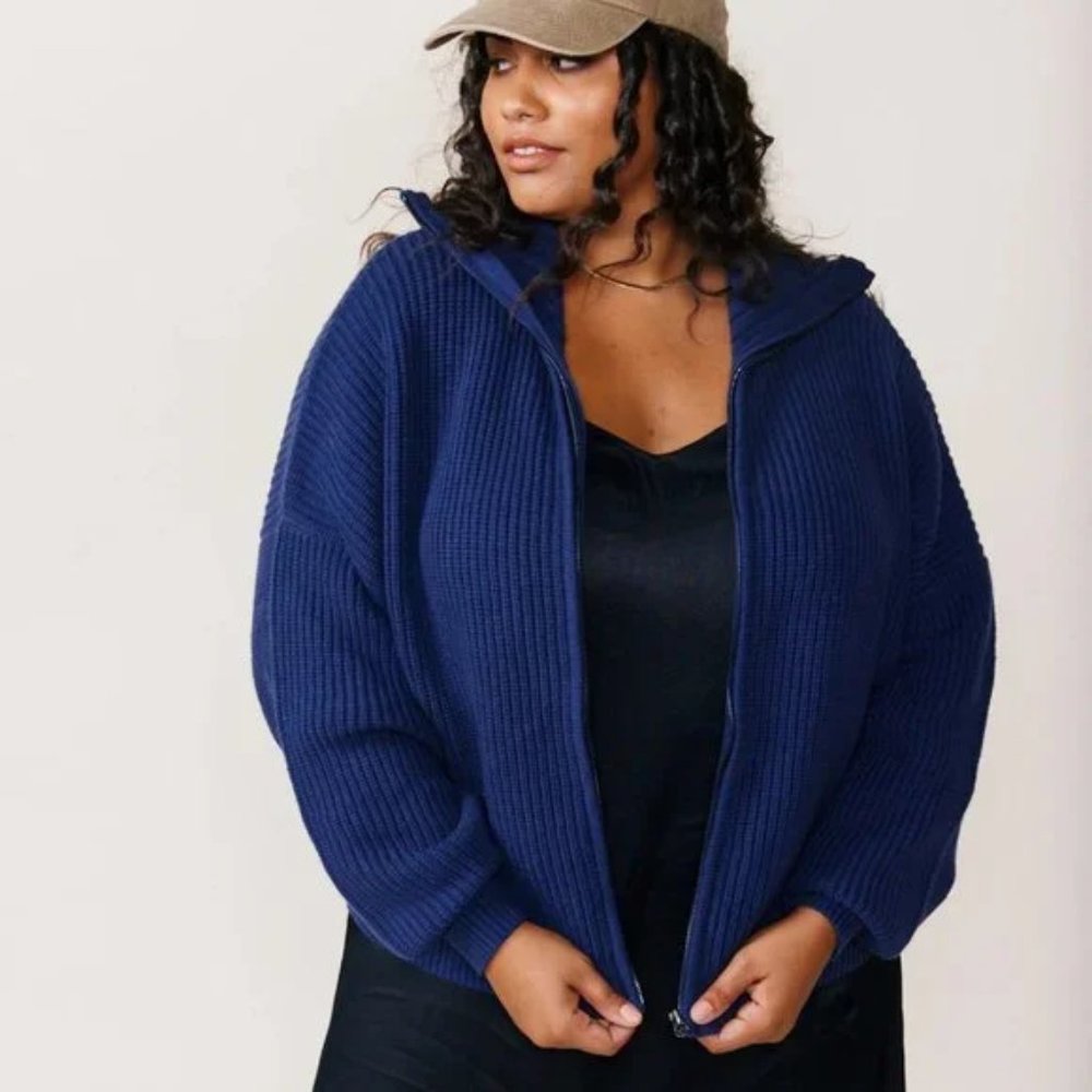 Able Norma Zip Front Sweater in Navy, Size Large